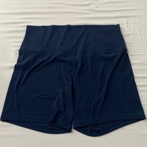 Lululemon Align Short Navy 6 inch Size 12
